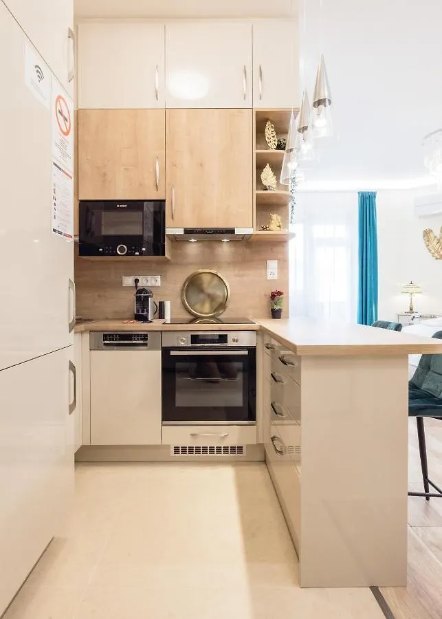 Apartment Shining Feather Studio Budapest