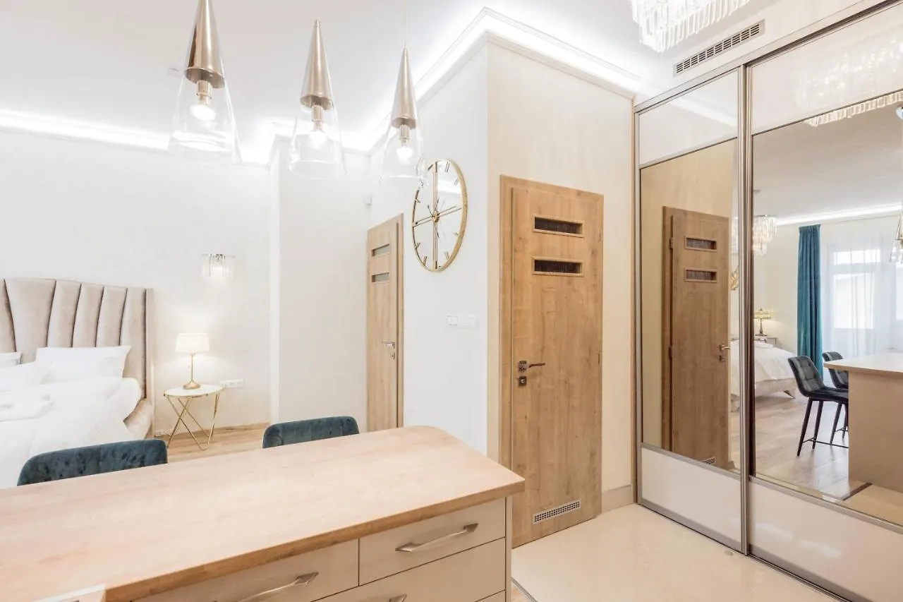 Apartment Shining Feather Studio Budapest